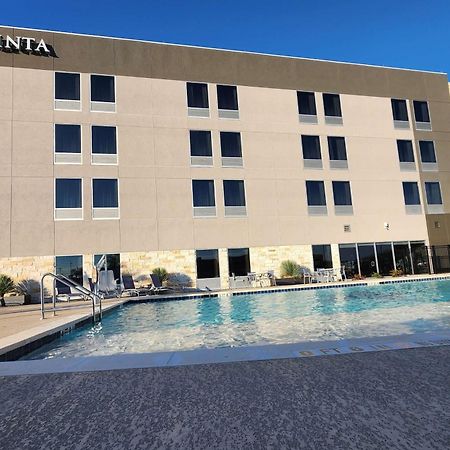 La Quinta Inn & Suites By Wyndham Дел Рио Екстериор снимка