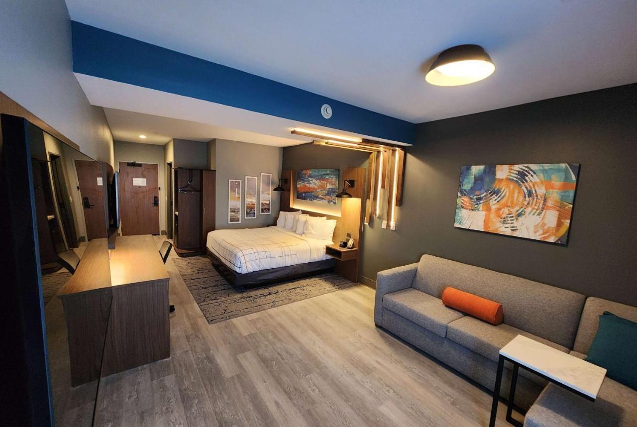 La Quinta Inn & Suites By Wyndham Дел Рио Екстериор снимка