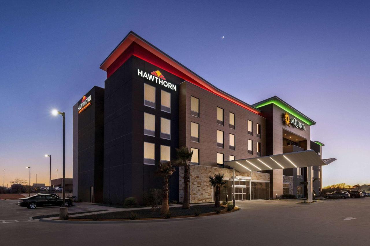 La Quinta Inn & Suites By Wyndham Дел Рио Екстериор снимка